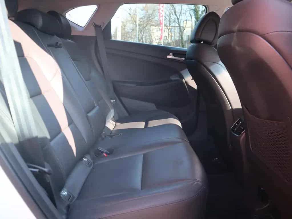 Hyundai TUCSON 1.6 T-GDI Premium 4WD LED Navi Panorama 07/2016-photo-33