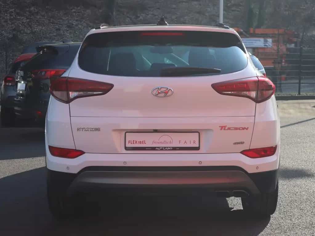 Hyundai TUCSON 1.6 T-GDI Premium 4WD LED Navi Panorama 07/2016-photo-4