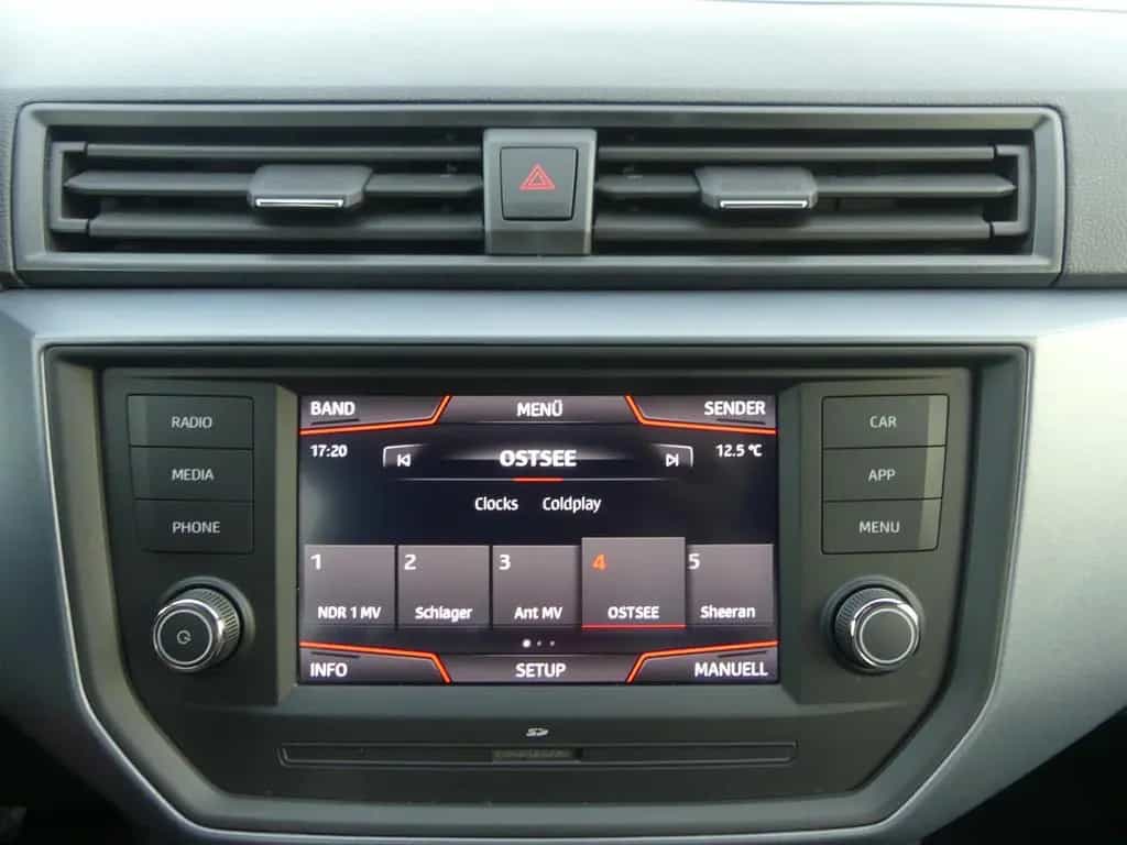 Seat Arona 1.0 TSI Xcellence Klima Sitzheizung PDC 06/2020-photo-10