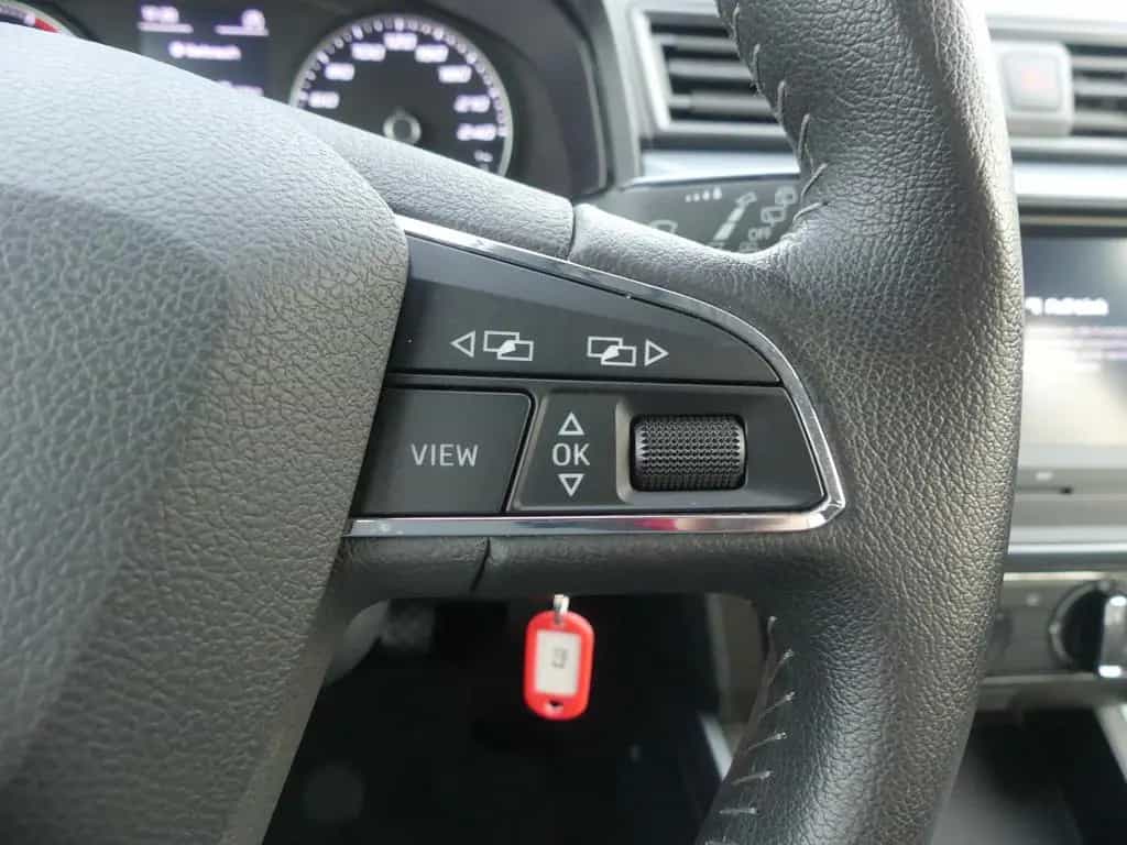 Seat Arona 1.0 TSI Xcellence Klima Sitzheizung PDC 06/2020-photo-18