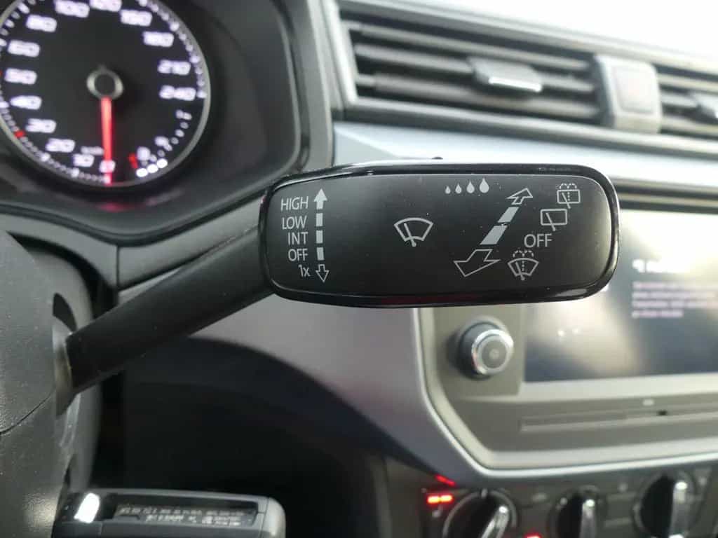 Seat Arona 1.0 TSI Xcellence Klima Sitzheizung PDC 06/2020-photo-20