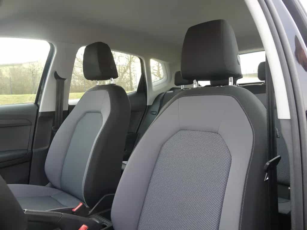 Seat Arona 1.0 TSI Xcellence Klima Sitzheizung PDC 06/2020-photo-25