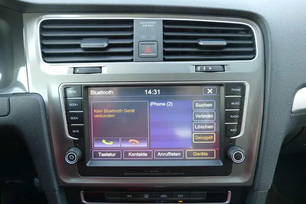Volkswagen Golf VII 1.0 Trendline Klima PDC Bluetooth 09/2017-photo-13
