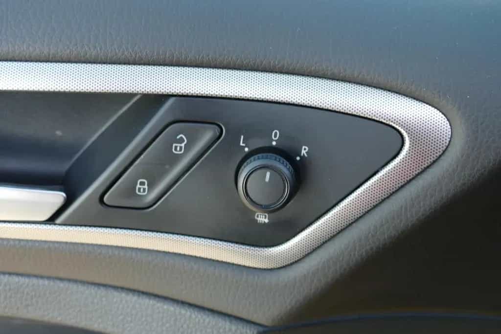 Volkswagen Golf VII 1.0 Trendline Klima PDC Bluetooth 09/2017-photo-19