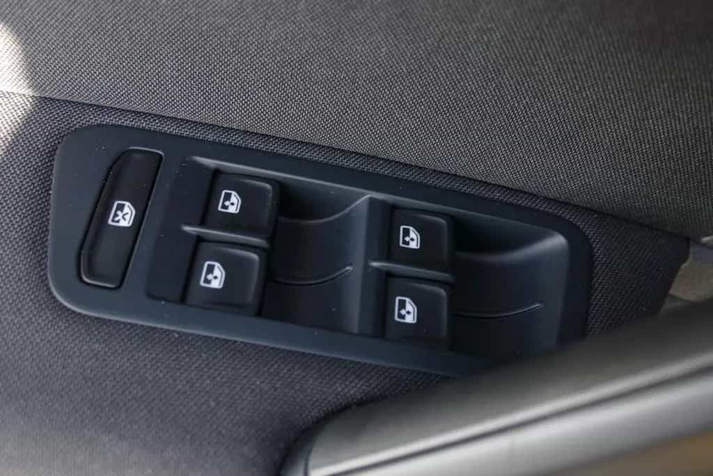 Volkswagen Golf VII 1.0 Trendline Klima PDC Bluetooth 09/2017-photo-20