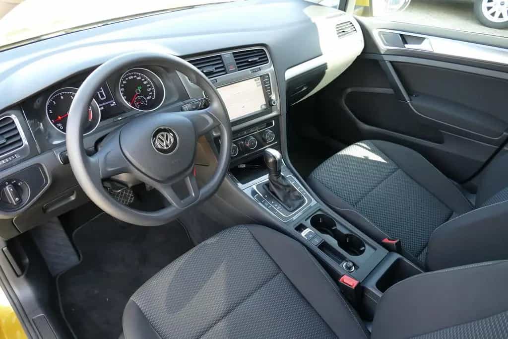 Volkswagen Golf VII 1.0 Trendline Klima PDC Bluetooth 09/2017-photo-7