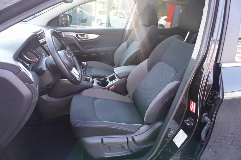 Nissan Qashqai 1.3 N-Connecta Klimaaut. Navi Panorama 02/2020-photo-9