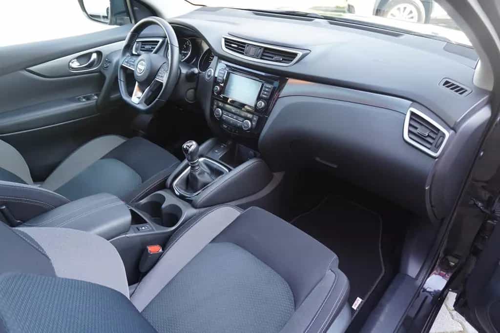 Nissan Qashqai 1.3 N-Connecta Klimaaut. Navi Panorama 02/2020-photo-10