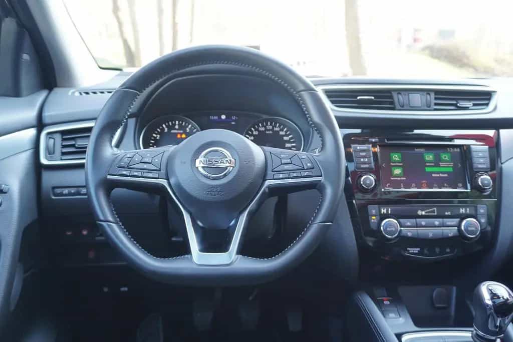 Nissan Qashqai 1.3 N-Connecta Klimaaut. Navi Panorama 02/2020-photo-13
