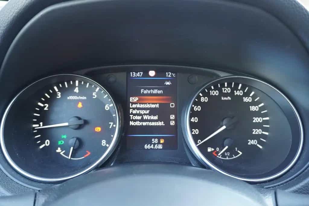 Nissan Qashqai 1.3 N-Connecta Klimaaut. Navi Panorama 02/2020-photo-14