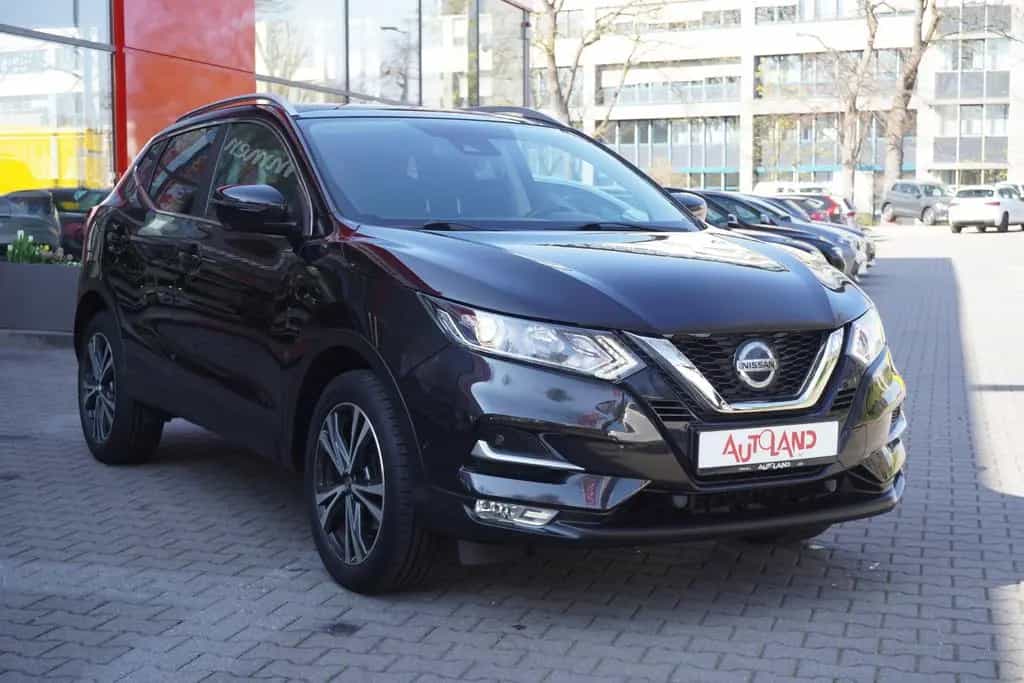 Nissan Qashqai 1.3 N-Connecta Klimaaut. Navi Panorama 02/2020-photo-2