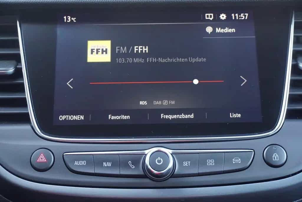 Opel Crossland (X) Crossland 1.2 LED Navi Kamera Teilleder Keyless 09/2024-photo-13