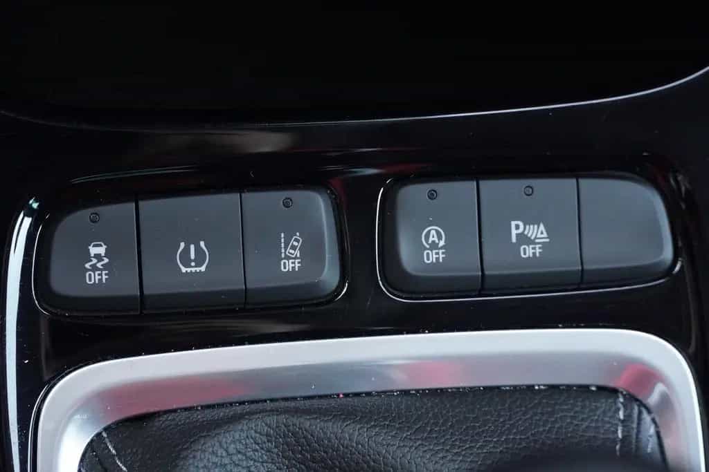 Opel Crossland (X) Crossland 1.2 LED Navi Kamera Teilleder Keyless 09/2024-photo-19