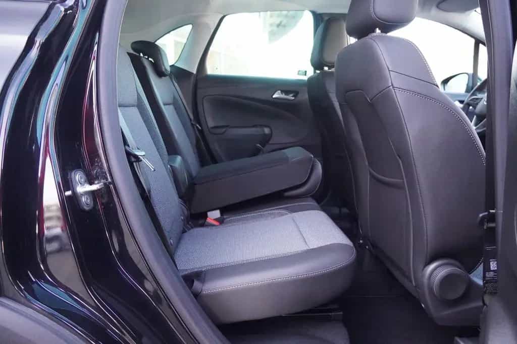 Opel Crossland (X) Crossland 1.2 LED Navi Kamera Teilleder Keyless 09/2024-photo-32