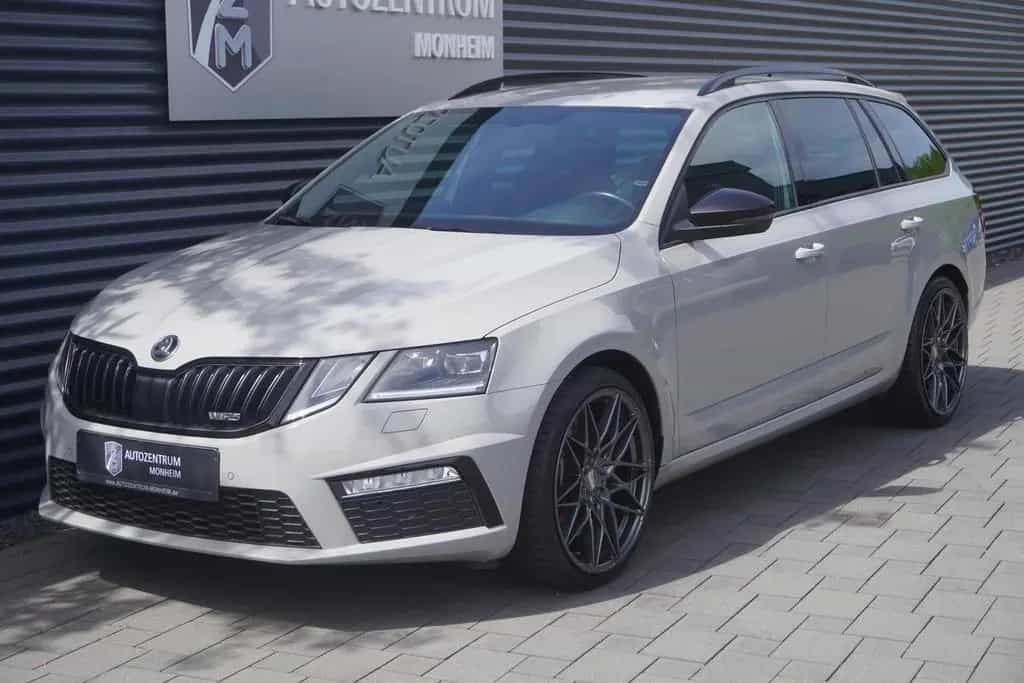 Skoda Octavia RS VIRTUAL|SONDERLACKIERUNG|NAVI|LED 07/2020-photo-1