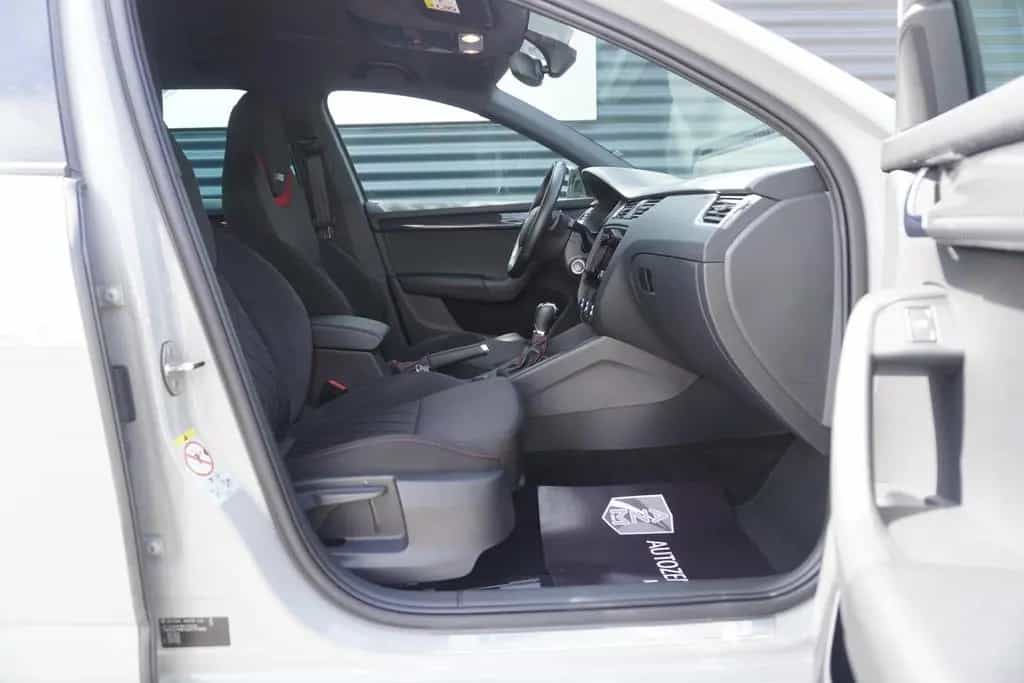 Skoda Octavia RS VIRTUAL|SONDERLACKIERUNG|NAVI|LED 07/2020-photo-17