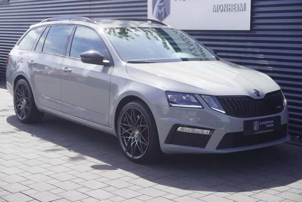 Skoda Octavia RS VIRTUAL|SONDERLACKIERUNG|NAVI|LED 07/2020-photo-2