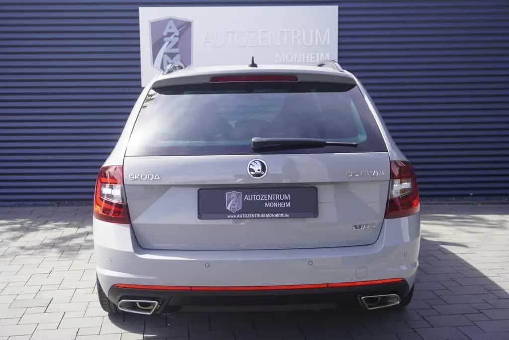 Skoda Octavia RS VIRTUAL|SONDERLACKIERUNG|NAVI|LED 07/2020-photo-9