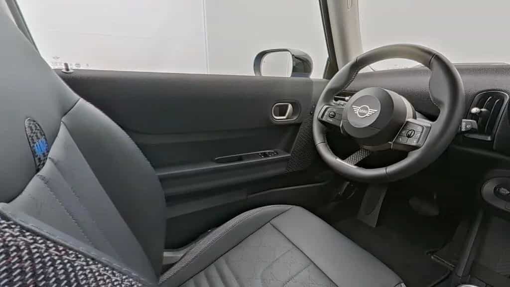 MINI Cooper S 02/2025-photo-10