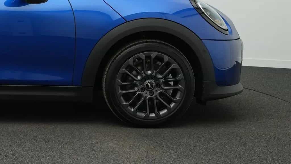 MINI Cooper S 02/2025-photo-17