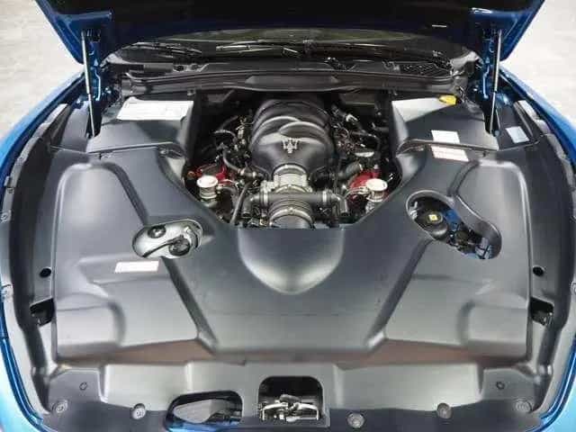 Maserati GranTurismo MC Autoshift 01/2013-photo-8