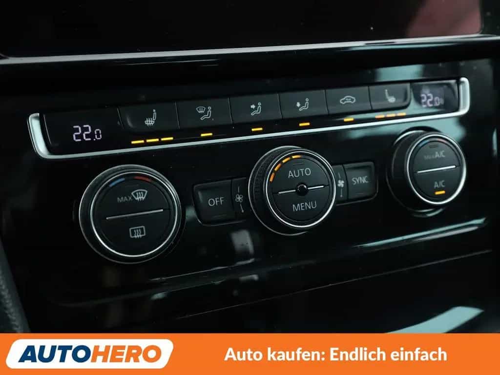 Volkswagen Golf VII 1.4 TSI Highline BM Aut.*ACC*CAM*PDC* 02/2017-photo-23