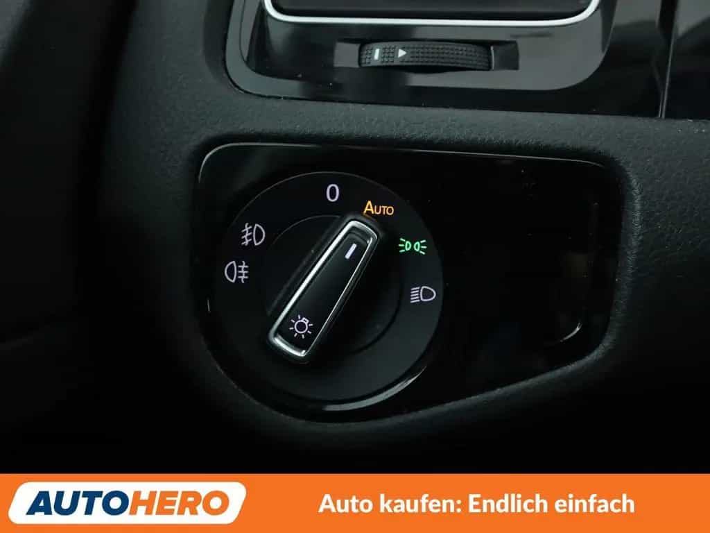 Volkswagen Golf VII 1.4 TSI Highline BM Aut.*ACC*CAM*PDC* 02/2017-photo-26