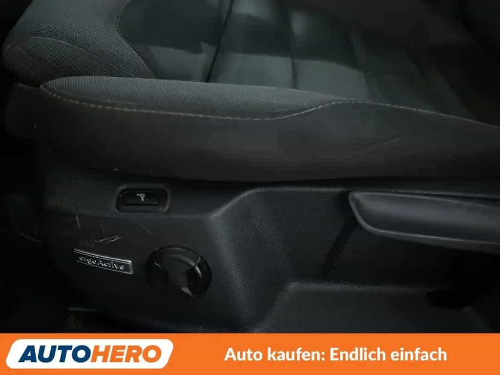 Volkswagen Golf VII 1.4 TSI Highline BM Aut.*ACC*CAM*PDC* 02/2017-photo-28