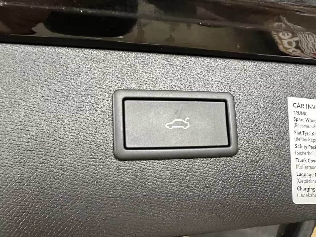 Cupra Formentor VZ 4Drive Leder Sennheiser AHK Skyline 03/2025-photo-33
