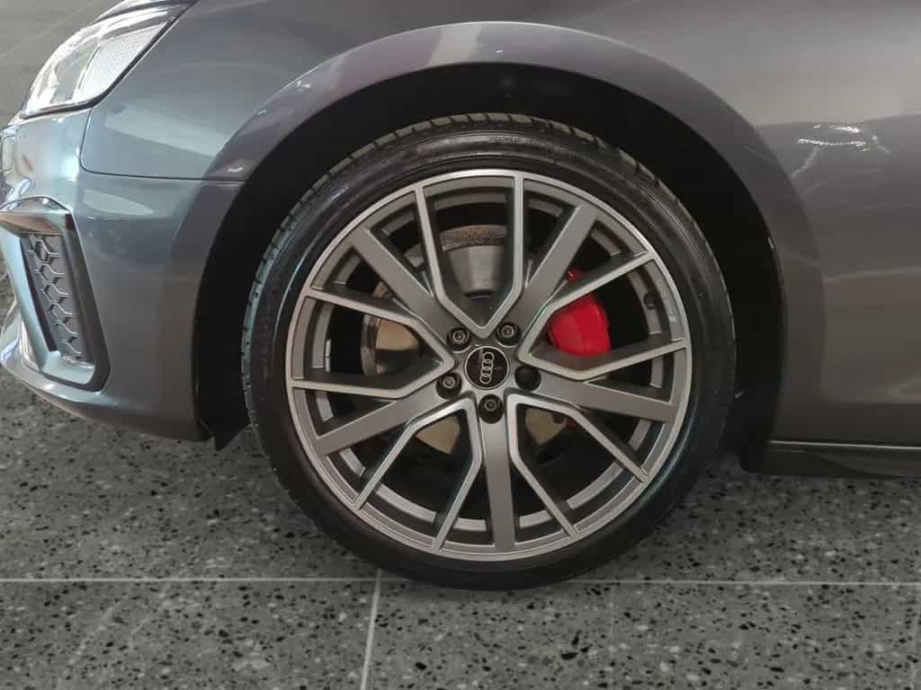 Audi A4 Avant 40 TDI quat S tronic S line Competition 01/2023-photo-4