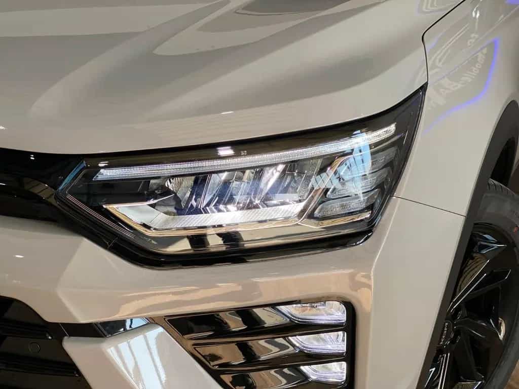 KGM Korando Nomad Plus +19" +LED +6AT +Teilleder null-photo-3