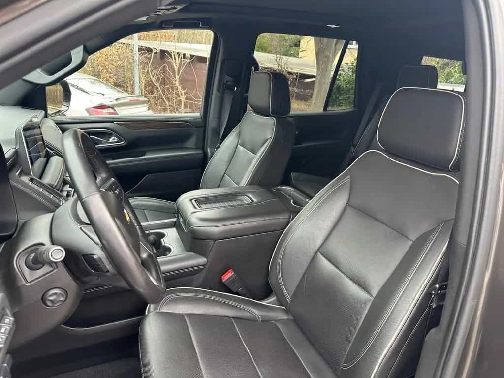 Chevrolet Tahoe V8 4WD 7-Seat like a High Country 04/2022-photo-0