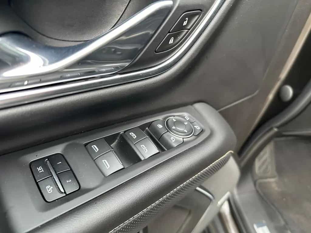 Chevrolet Tahoe V8 4WD 7-Seat like a High Country 04/2022-photo-19