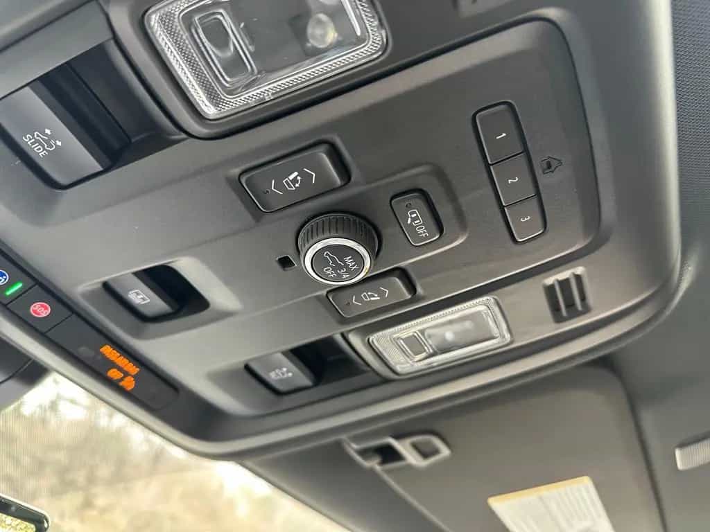 Chevrolet Tahoe V8 4WD 7-Seat like a High Country 04/2022-photo-25