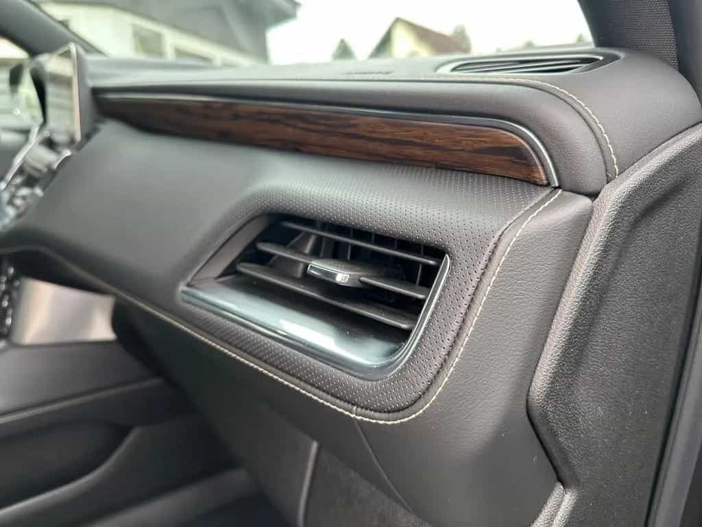 Chevrolet Tahoe V8 4WD 7-Seat like a High Country 04/2022-photo-33
