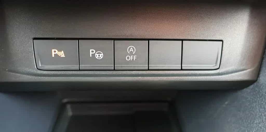 Volkswagen Caddy Comfortline 2xSchiebetüren ACC PDC AHK 05/2017-photo-20