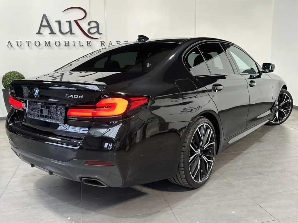 BMW 5 Series 540d xDrive M-Sport NAV+LASER+HUD+20ZO+GLASDACH 08/2022-photo-2