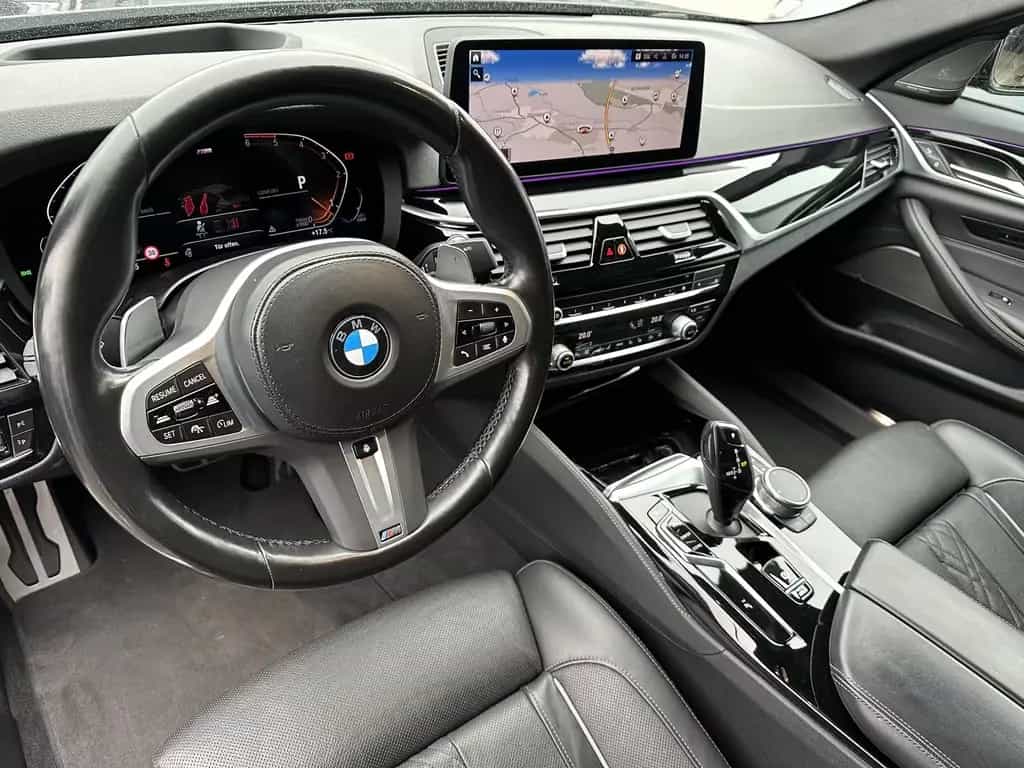 BMW 5 Series 540d xDrive M-Sport NAV+LASER+HUD+20ZO+GLASDACH 08/2022-photo-6