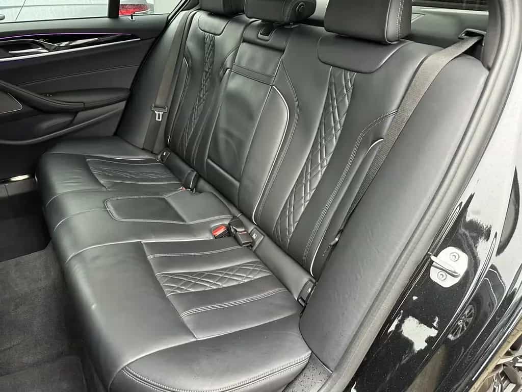 BMW 5 Series 540d xDrive M-Sport NAV+LASER+HUD+20ZO+GLASDACH 08/2022-photo-8