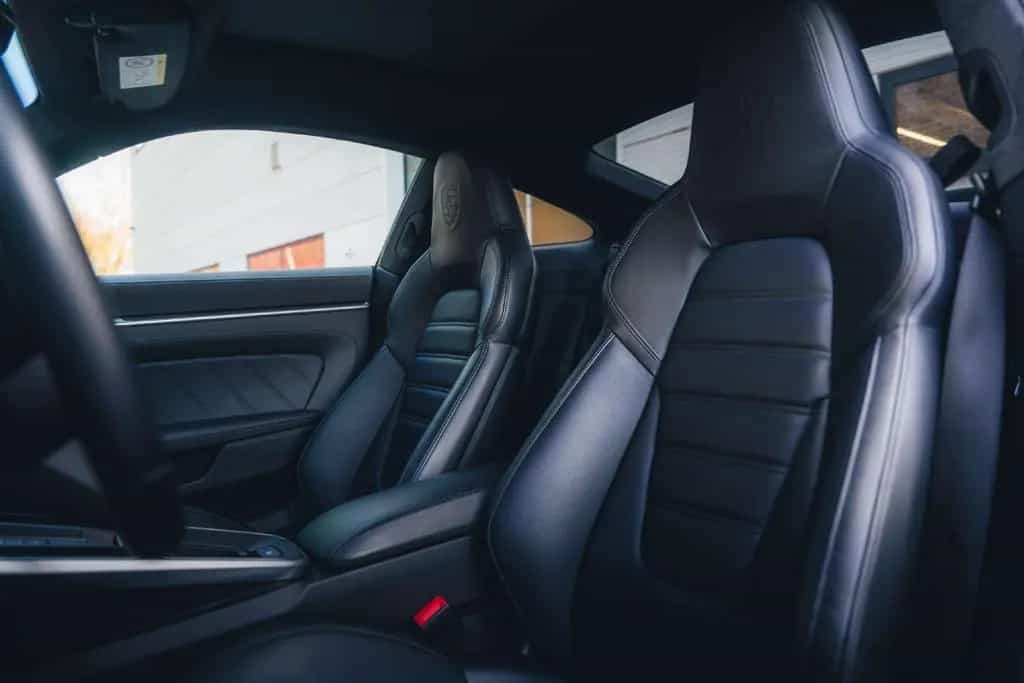 Porsche 992 Turbo S / PTS Oslo blue / Pano / Burmester / 03/2022-photo-18