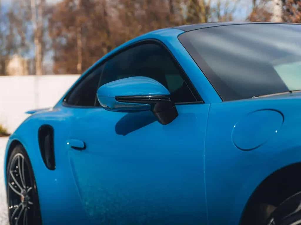 Porsche 992 Turbo S / PTS Oslo blue / Pano / Burmester / 03/2022-photo-4