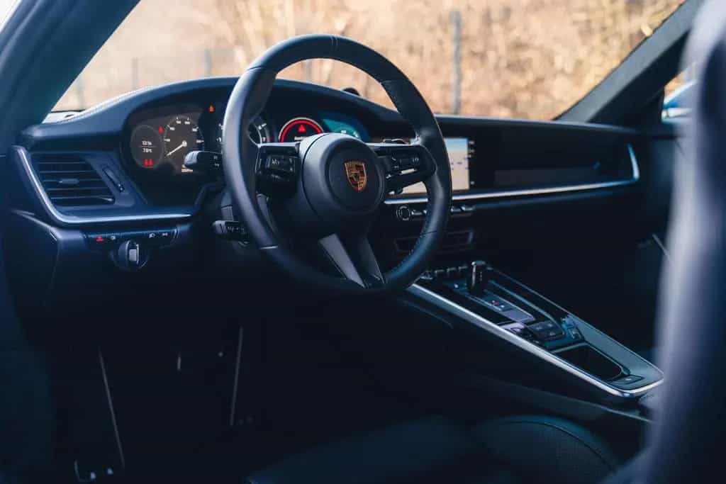 Porsche 992 Turbo S / PTS Oslo blue / Pano / Burmester / 03/2022-photo-9