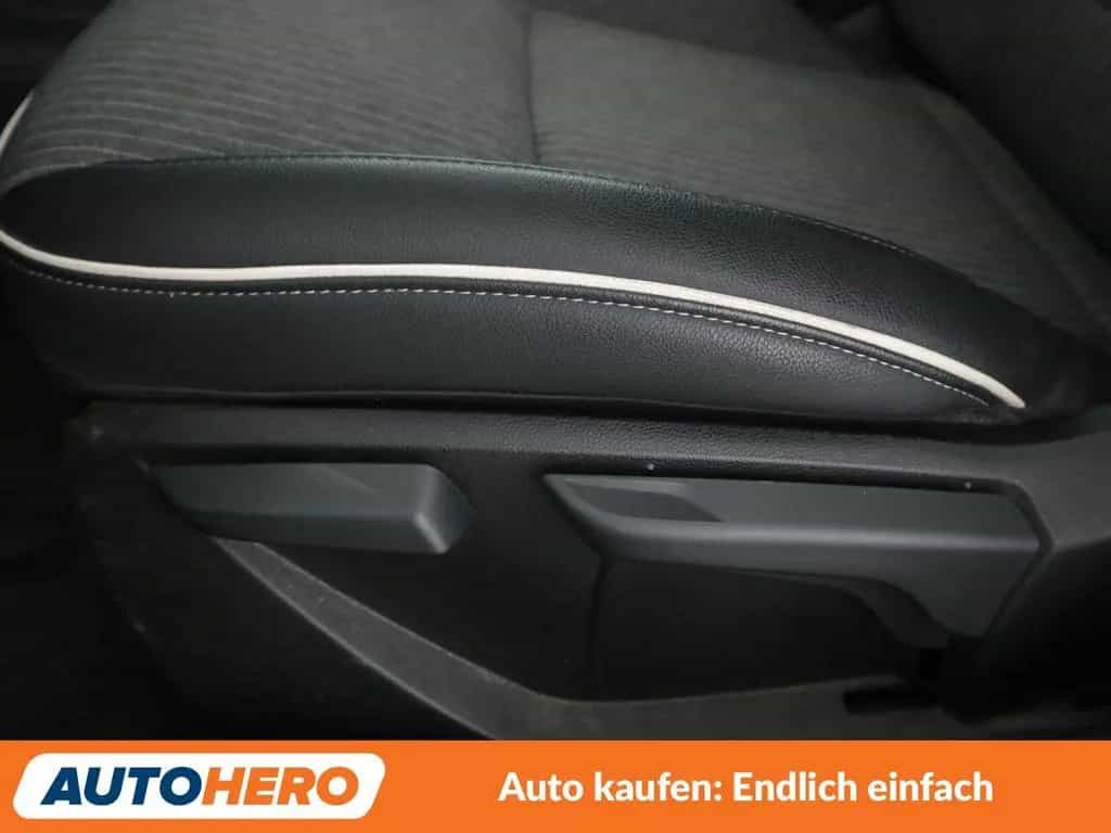 Renault Clio 1.3 TCe Intens Aut.*NAVI*PDC*SHZ*TEMPO*ALU* 08/2020-photo-32