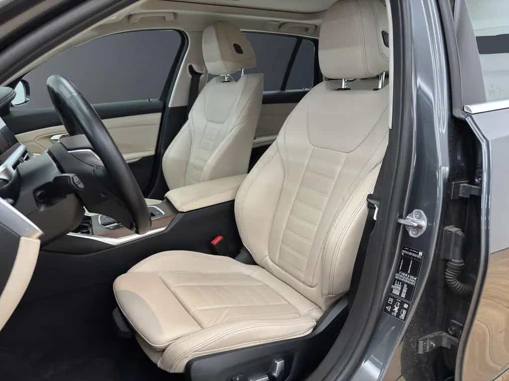 BMW 3 Series 330i xDrive Touring [Luxury Line, Pano, AHK] 03/2021-photo-13