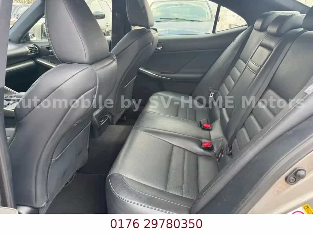 Lexus IS-Serie 350 3.5L V6 F SPORT 10/2017-photo-13