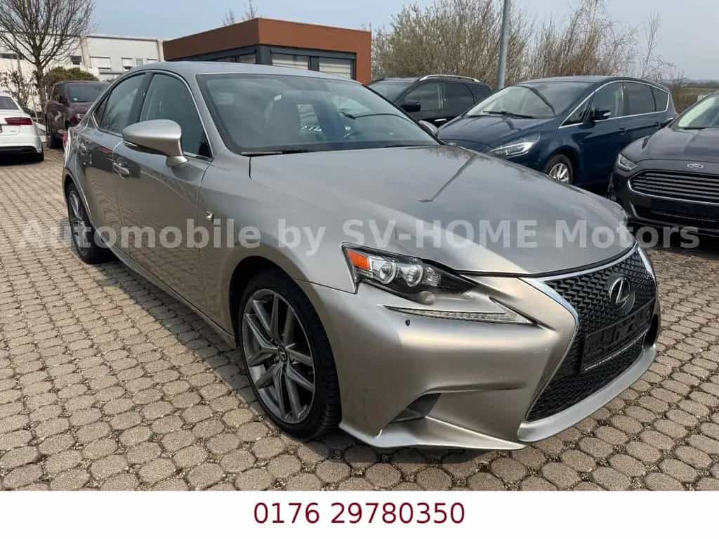 Lexus IS-Serie 350 3.5L V6 F SPORT 10/2017-photo-6