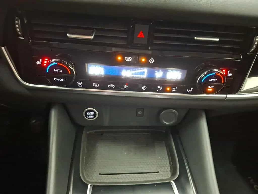 Nissan Qashqai 1.3 DIG-T N-Connecta 01/2023-photo-14