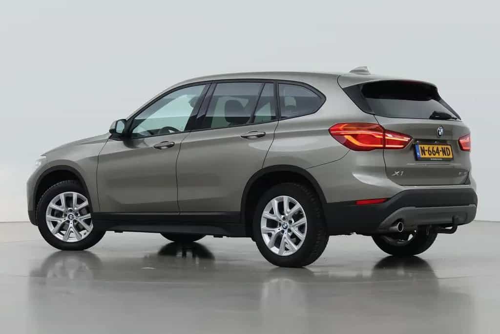 BMW X1 sDrive18i High Executive | AHK | sitzheizung 04/2019-photo-1