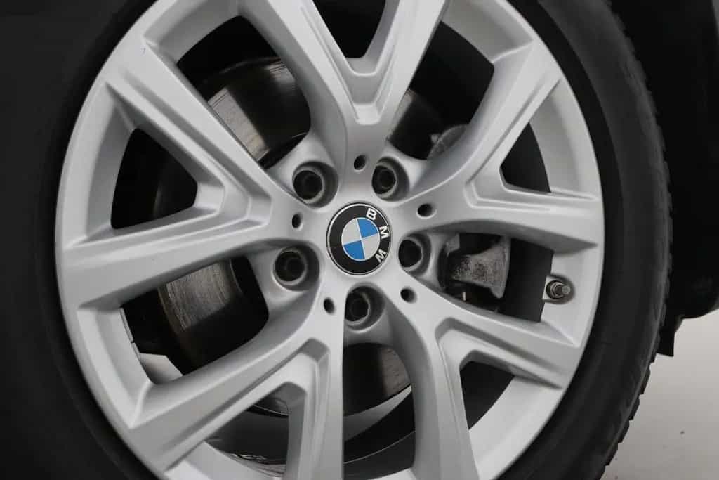 BMW X1 sDrive18i High Executive | AHK | sitzheizung 04/2019-photo-41