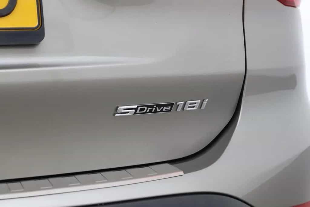 BMW X1 sDrive18i High Executive | AHK | sitzheizung 04/2019-photo-45